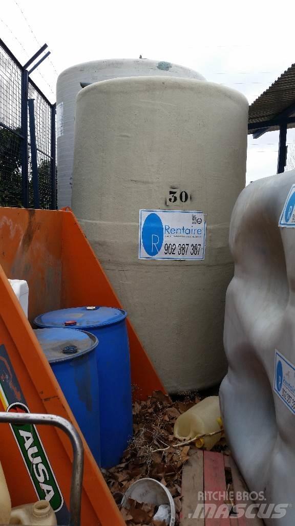  DEPOSITO AGUA 5000 L Stavebníctvo - ostatné