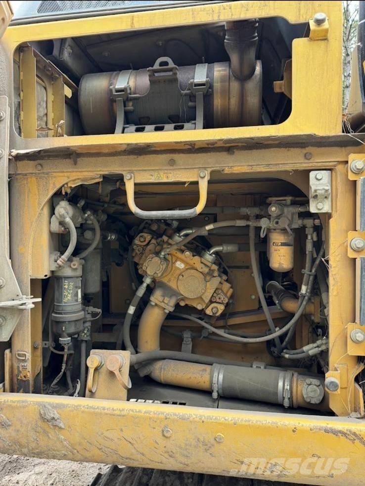 CAT 329 EL Pásové rýpadlá