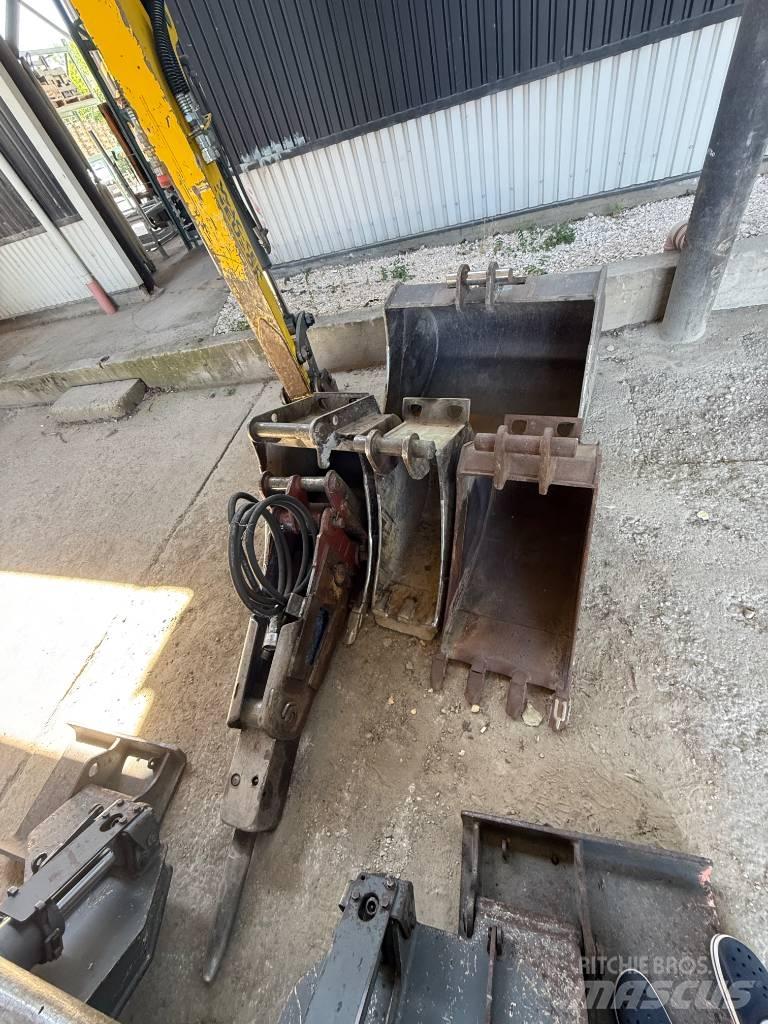 Wacker Neuson 9503 Kolesové rýpadlá