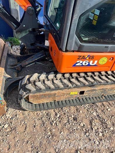 Hitachi ZX26U Mini rýpadlá < 7t