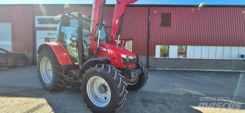 Massey Ferguson 5612 Traktory