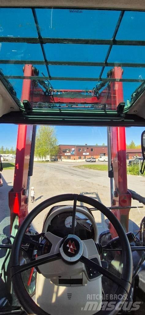 Massey Ferguson 5612 Traktory