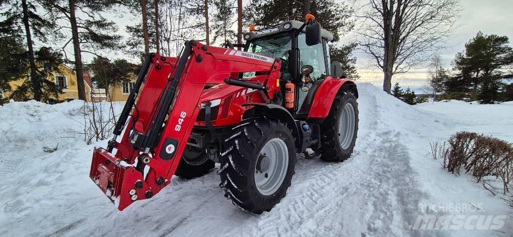 Massey Ferguson 5612 Traktory
