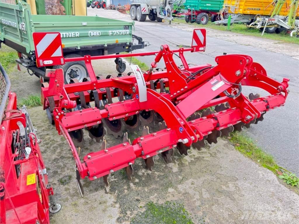 Horsch Joker 3 CT Tanierové brány