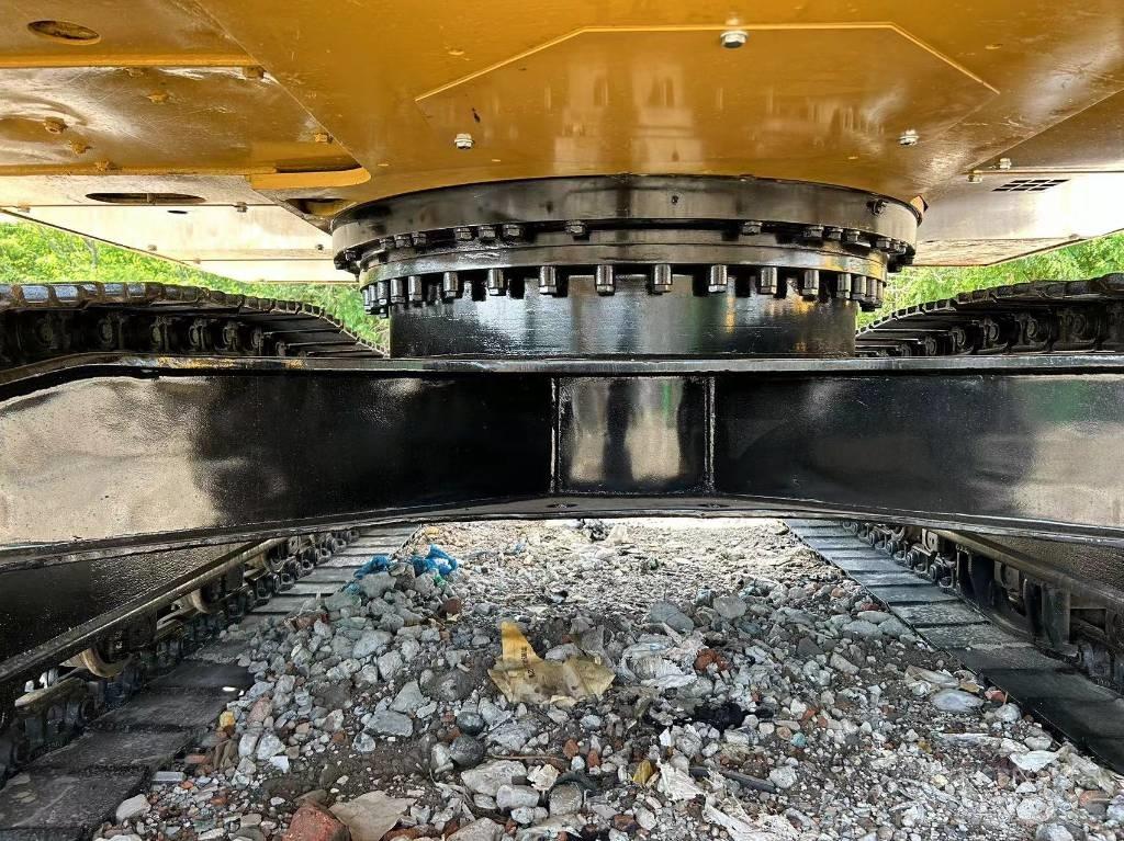 CAT 320 D2L Midi rýpadlá 7 t - 12 t