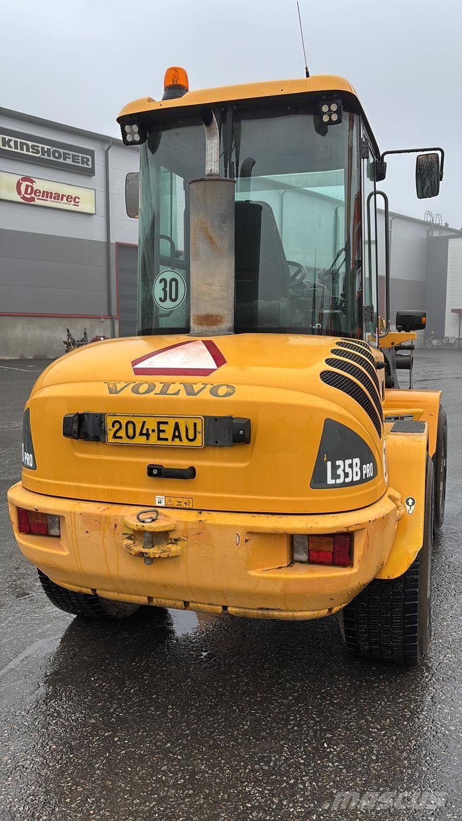 Volvo L35B Kolesové nakladače