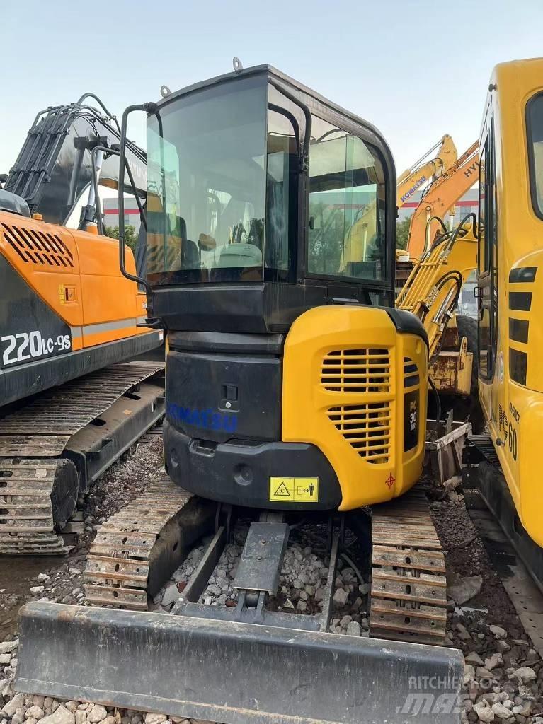 Komatsu PC 30 Pásové rýpadlá