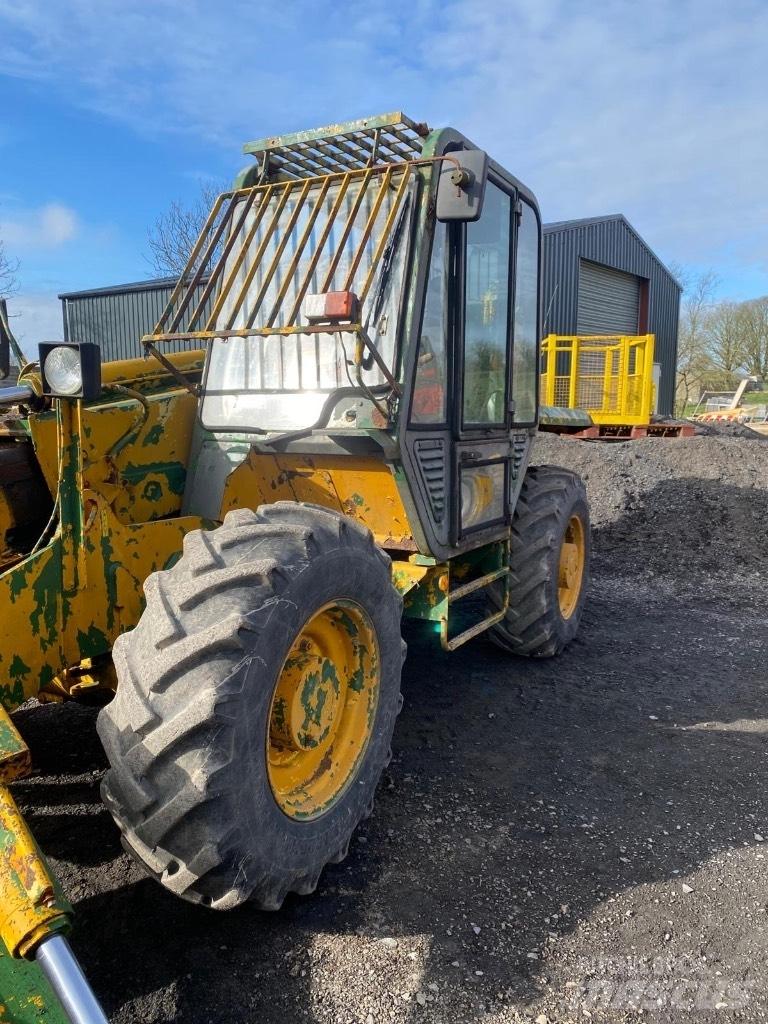 JCB 530120 Teleskopické manipulátory