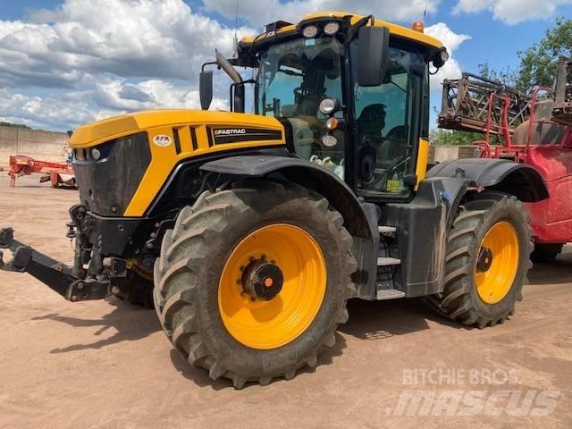JCB Fastrac 4220 Traktory