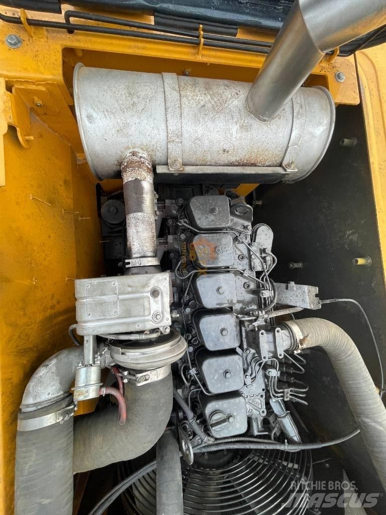 Hyundai 210W-9 Kolesové rýpadlá