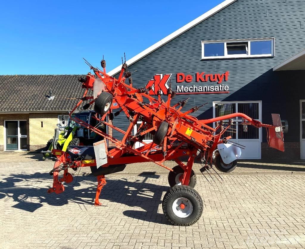 Kuhn GF 10802 T G II Obracače a zhrabovače sena