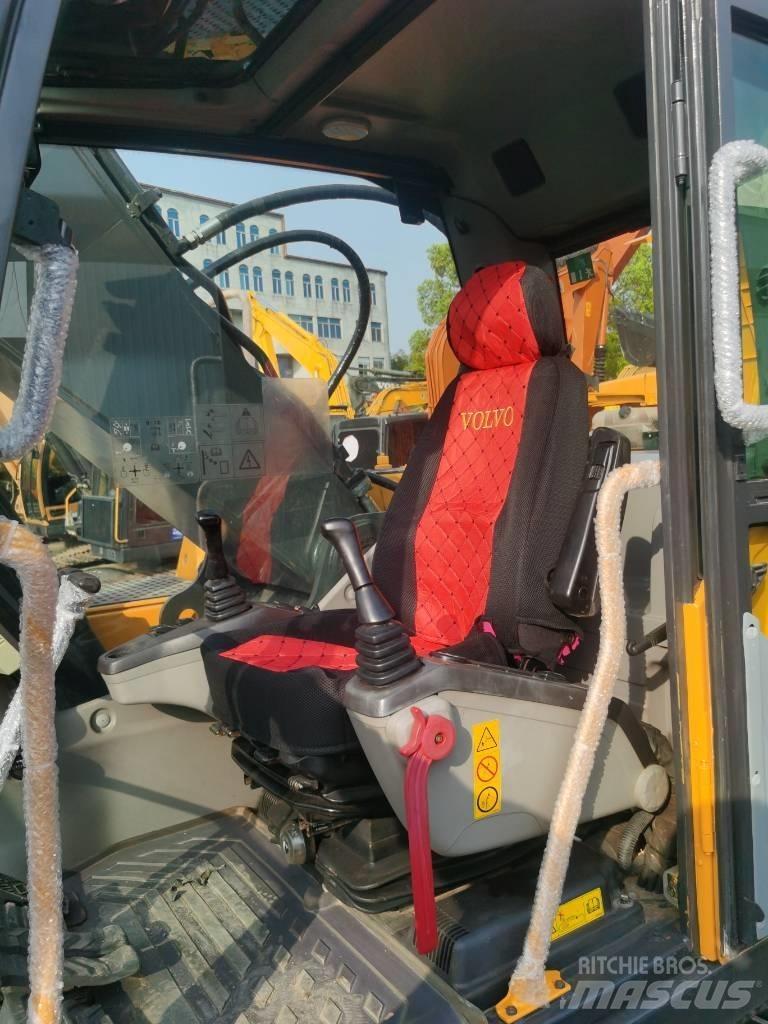 Volvo EC 250 D L Pásové rýpadlá