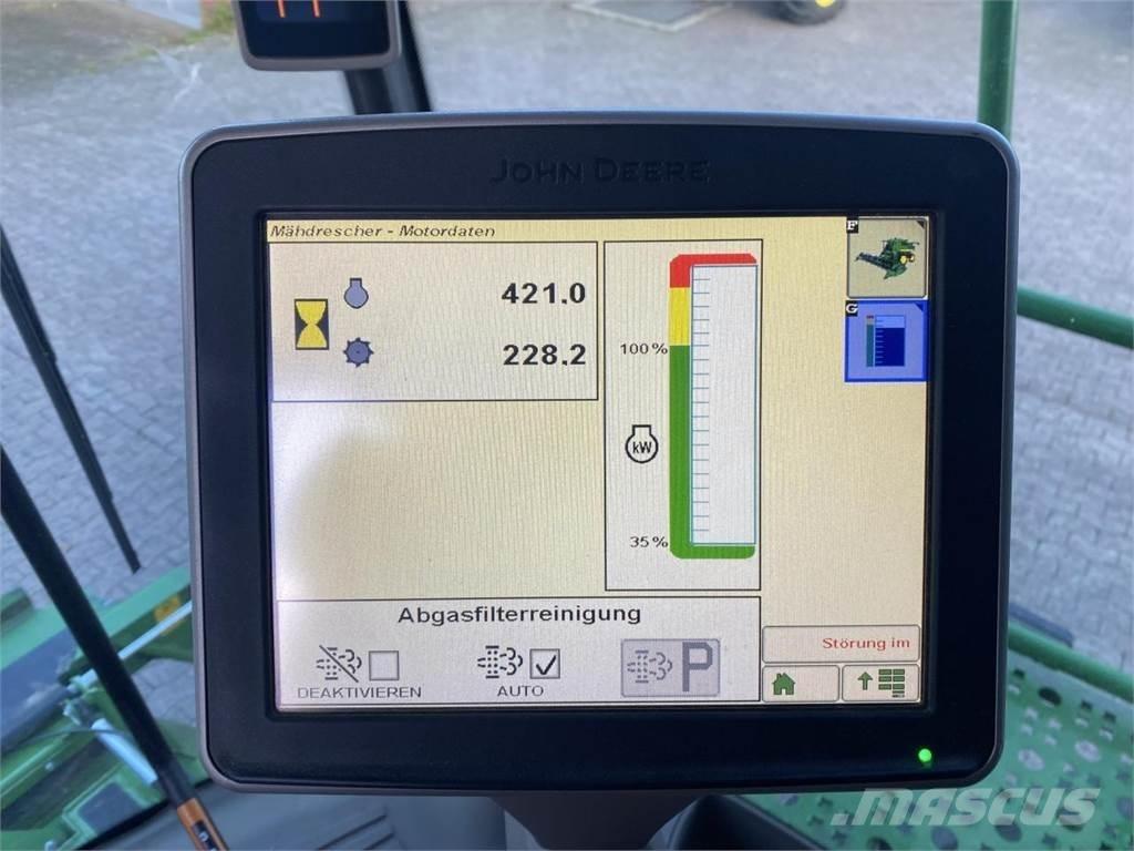 John Deere T550 Kombinované zberacie stroje