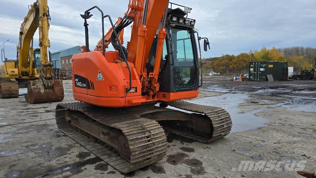 Doosan DX 140 LCR-3 Pásové rýpadlá