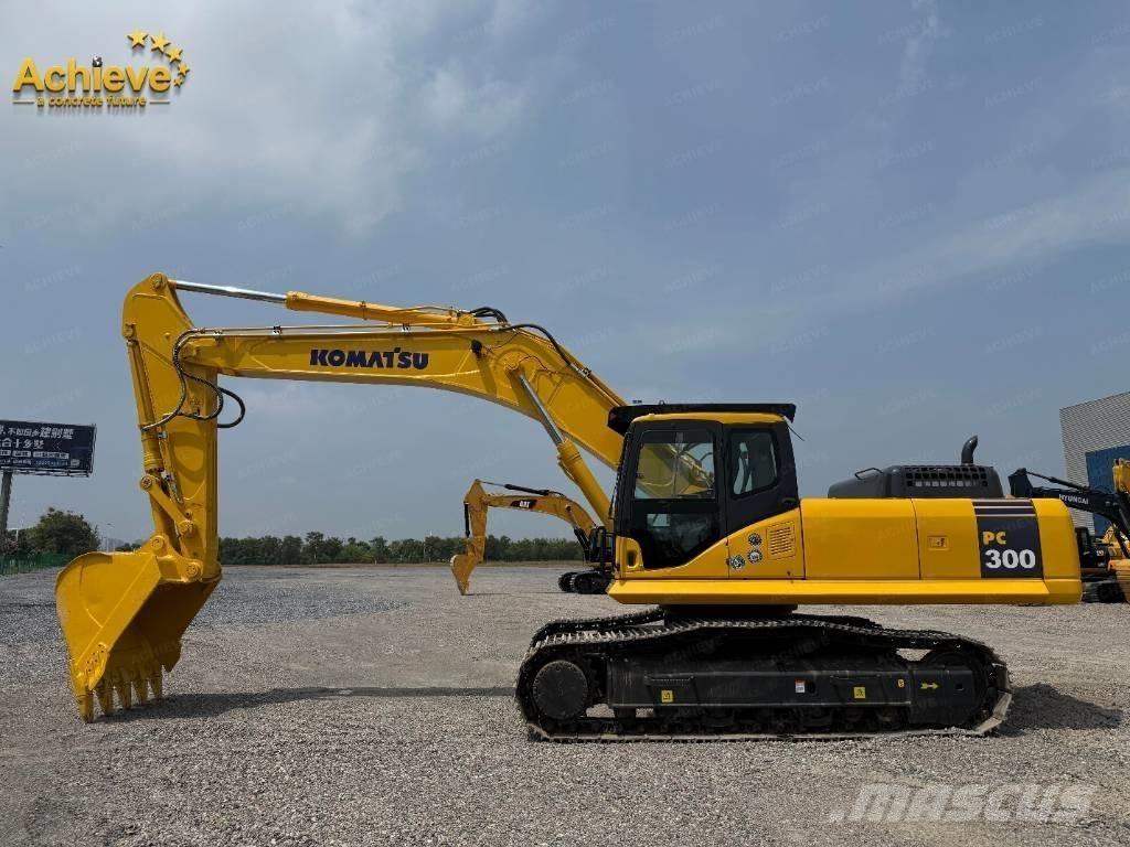 Komatsu PC 300 Pásové rýpadlá