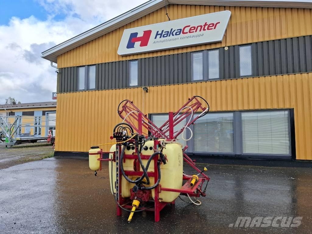 Hardi 800/12 Nesené postrekovače