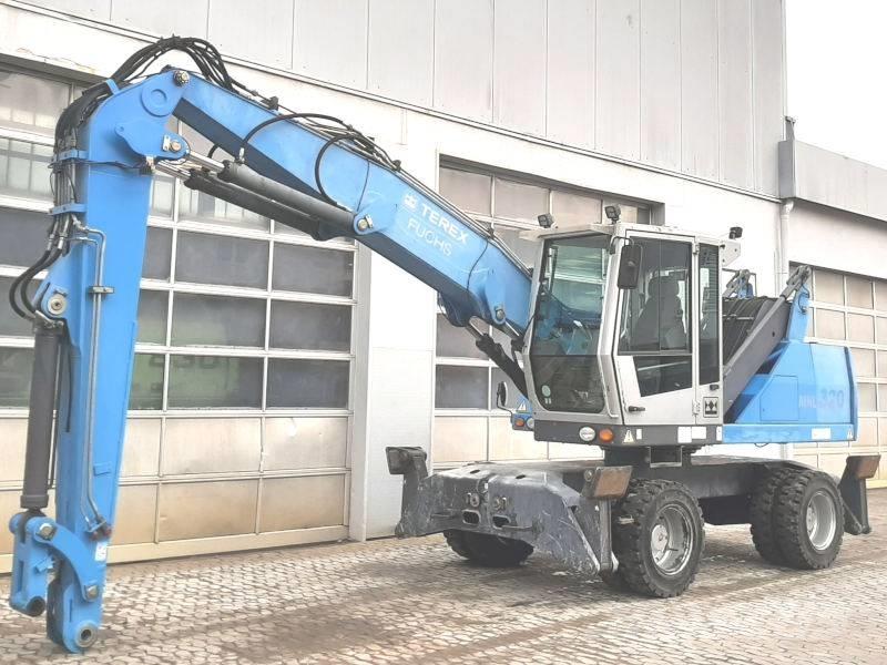 Fuchs MHL 320 D Stroje pre manipuláciu s odpadom