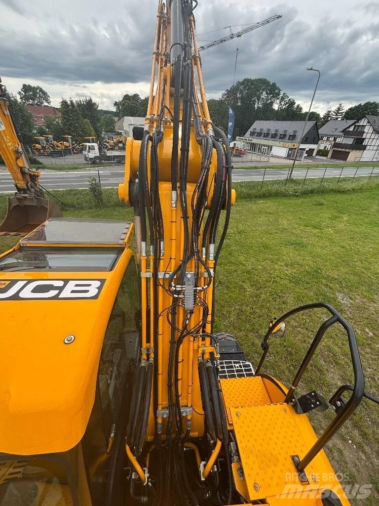 JCB JS 145 W Kolesové rýpadlá