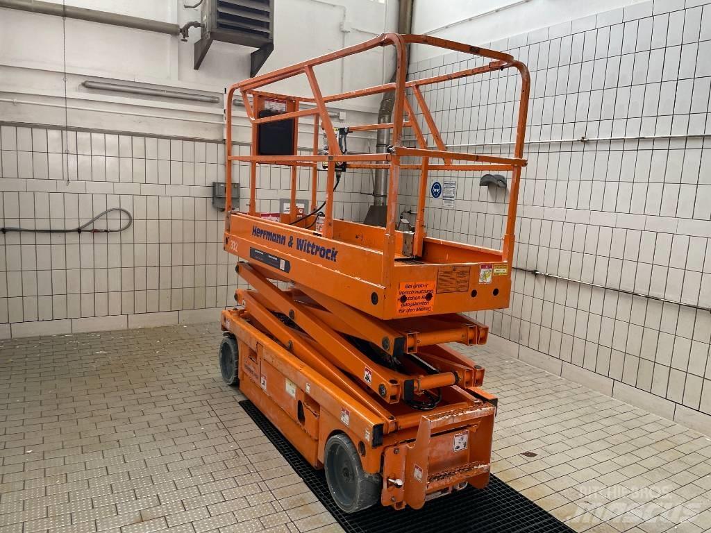 Haulotte Compact 8 Nožnicové zdvíhacie plošiny