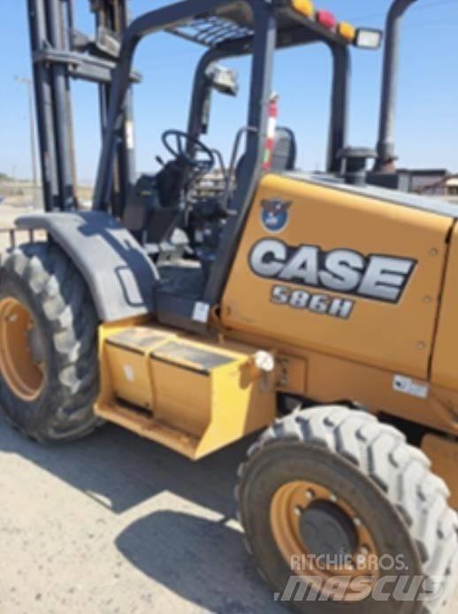 CASE 586H Terénne vysokozdvižné vozíky