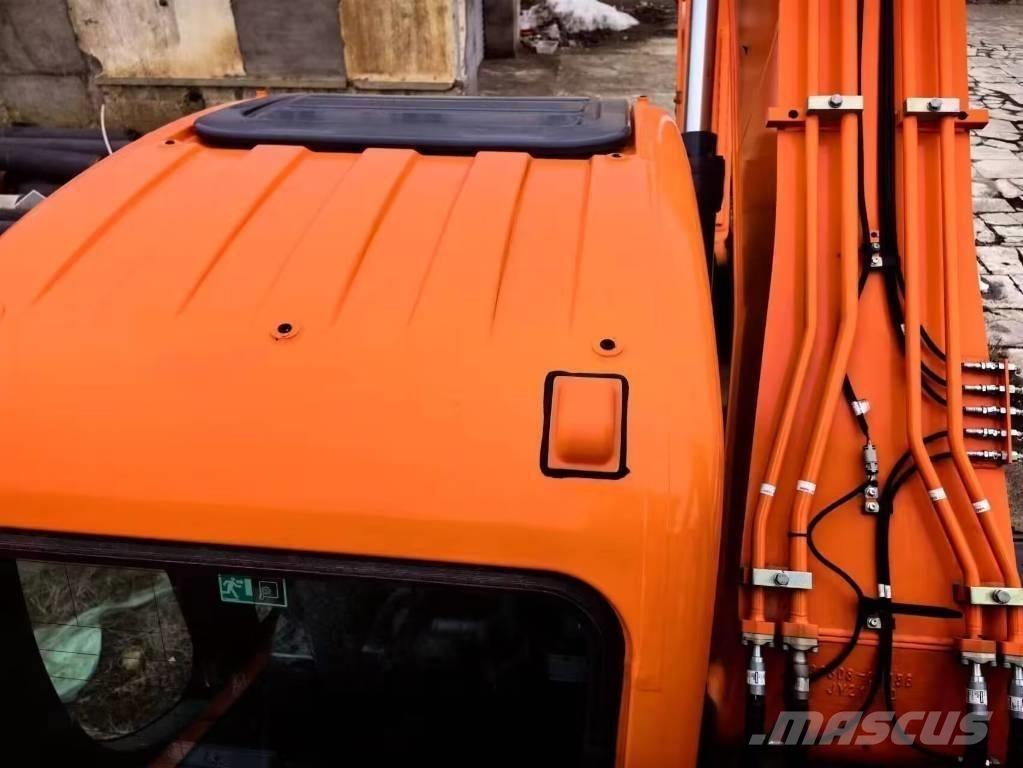 Doosan DX215 Pásové rýpadlá