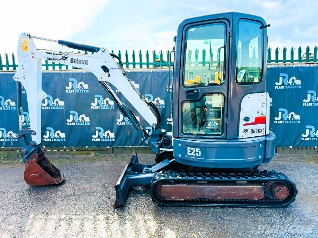 Bobcat E 25 Mini rýpadlá < 7t
