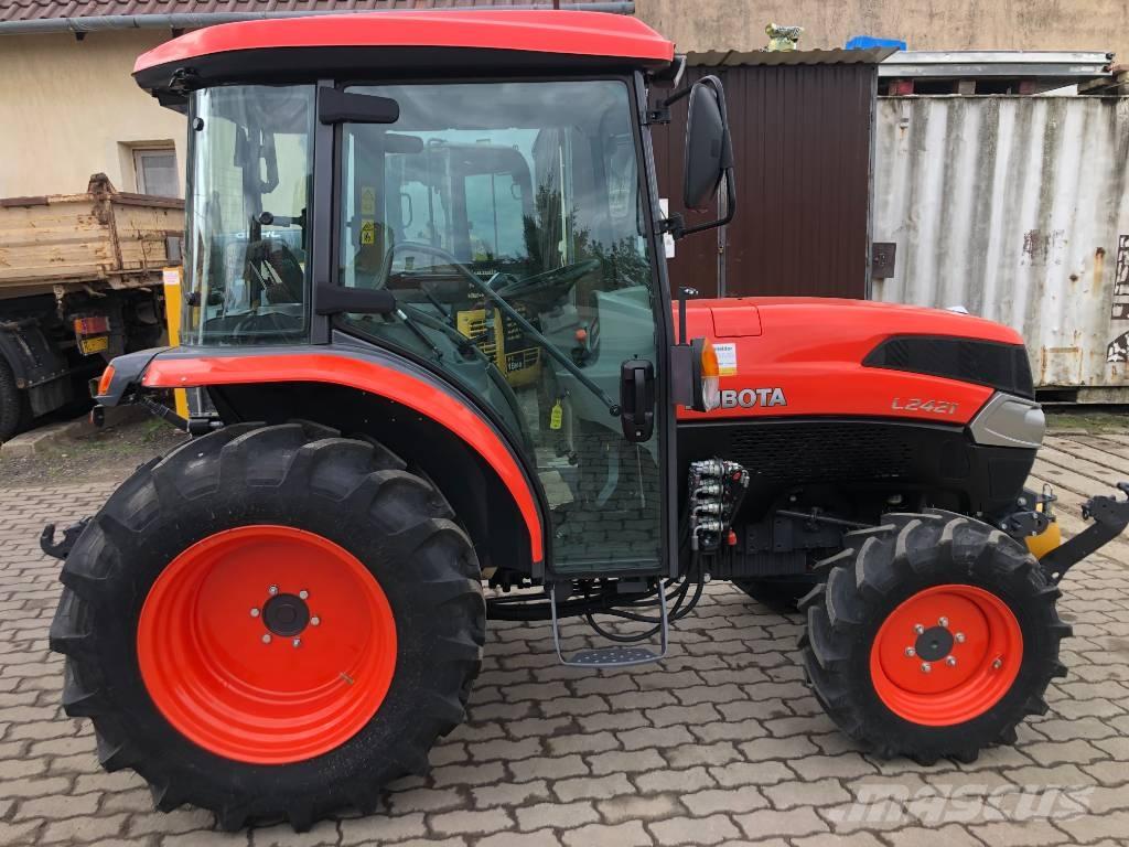 Kubota L2-421 Kompaktné traktory