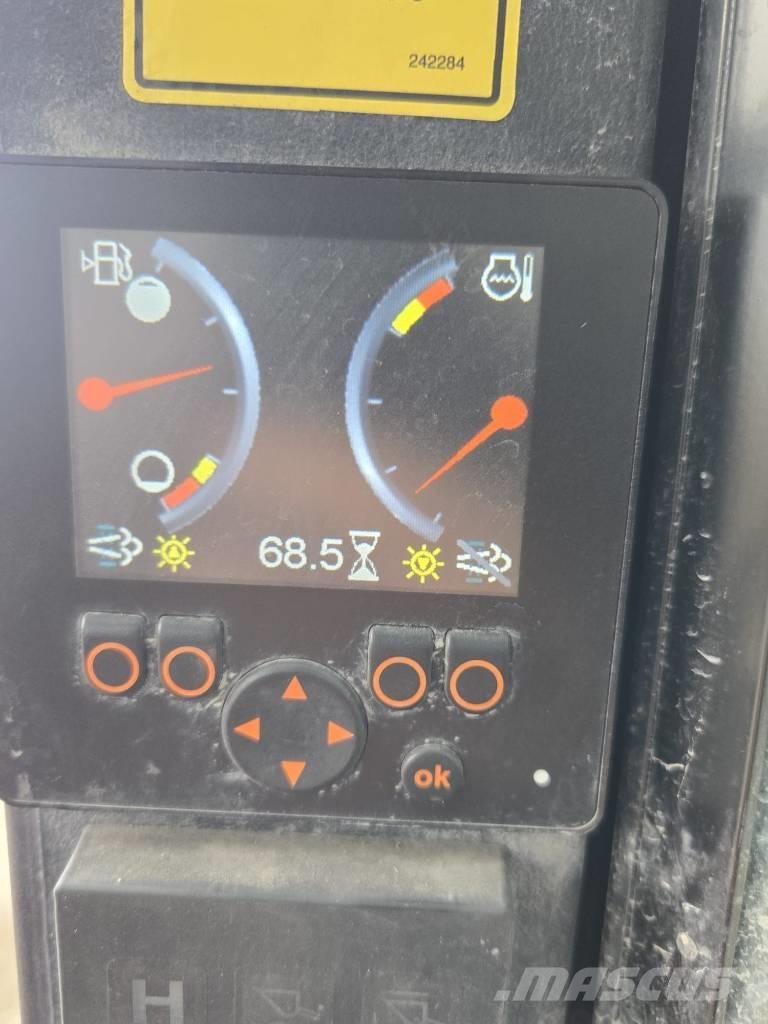 Manitou 1350 R Šmykom riadené nakladače