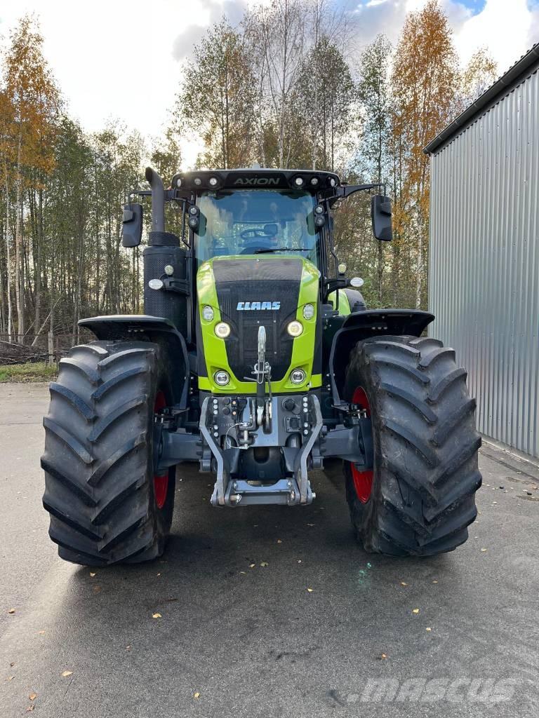 CLAAS Axion 920 Traktory