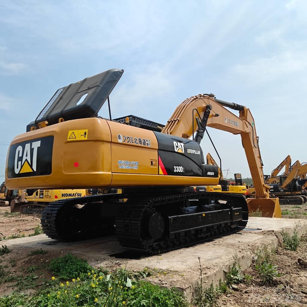 CAT 330D2 Pásové rýpadlá