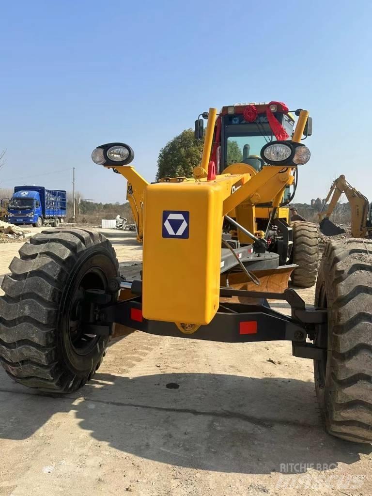 XCMG GR 2153 Grejdery