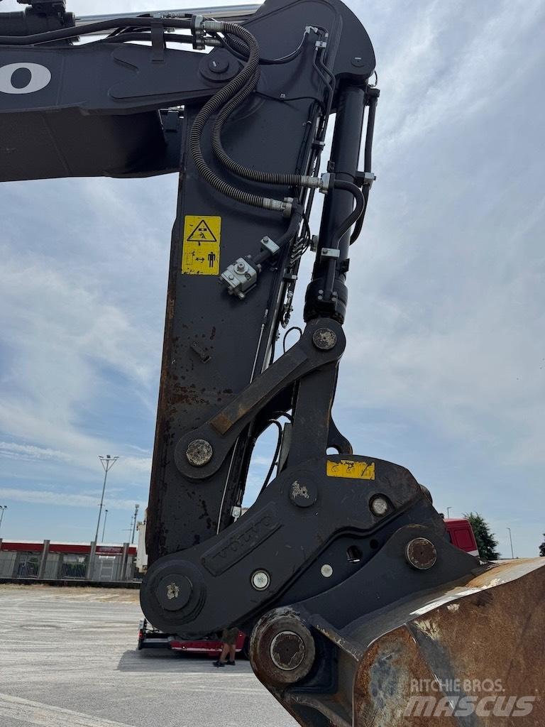 Volvo EC 380 E Pásové rýpadlá