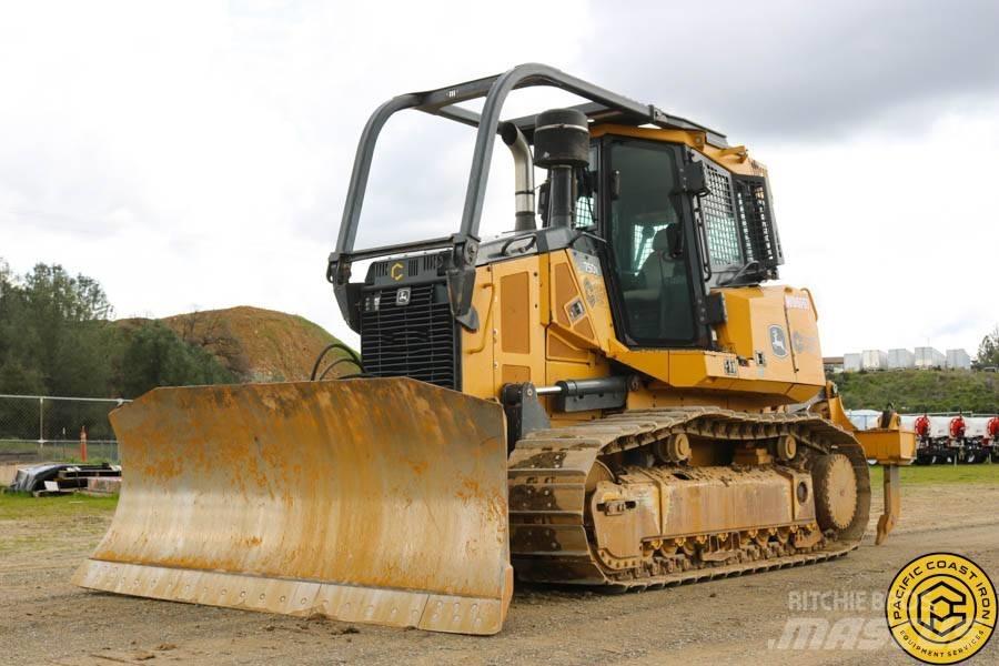 DEERE 750K XLT Pásové dozéry
