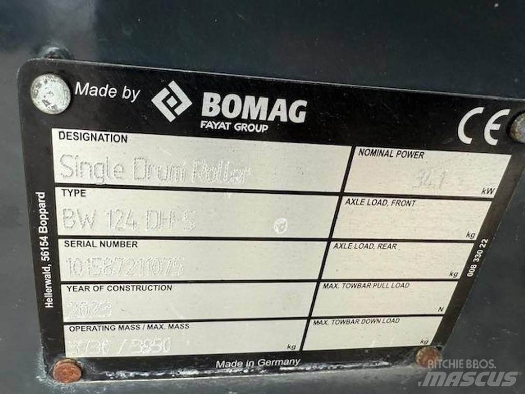 Bomag 124 DH-5 Ťahačové valce