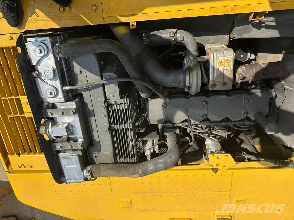 Komatsu PC220-8 Midi rýpadlá 7 t - 12 t