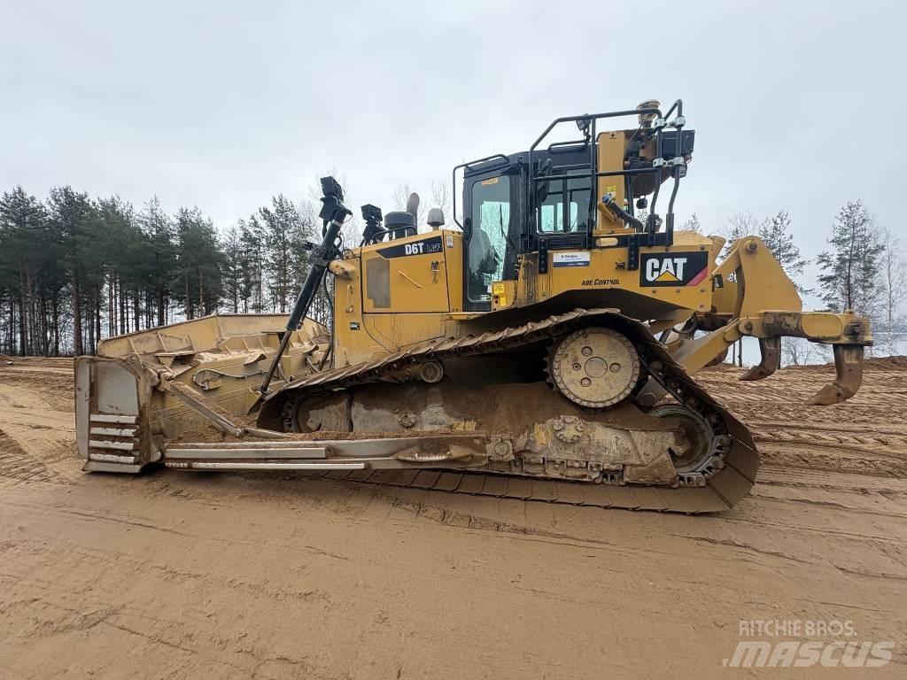 CAT D 6 T LGP Pásové dozéry