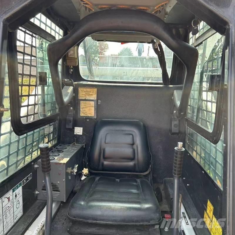 Bobcat S 18 Šmykom riadené nakladače