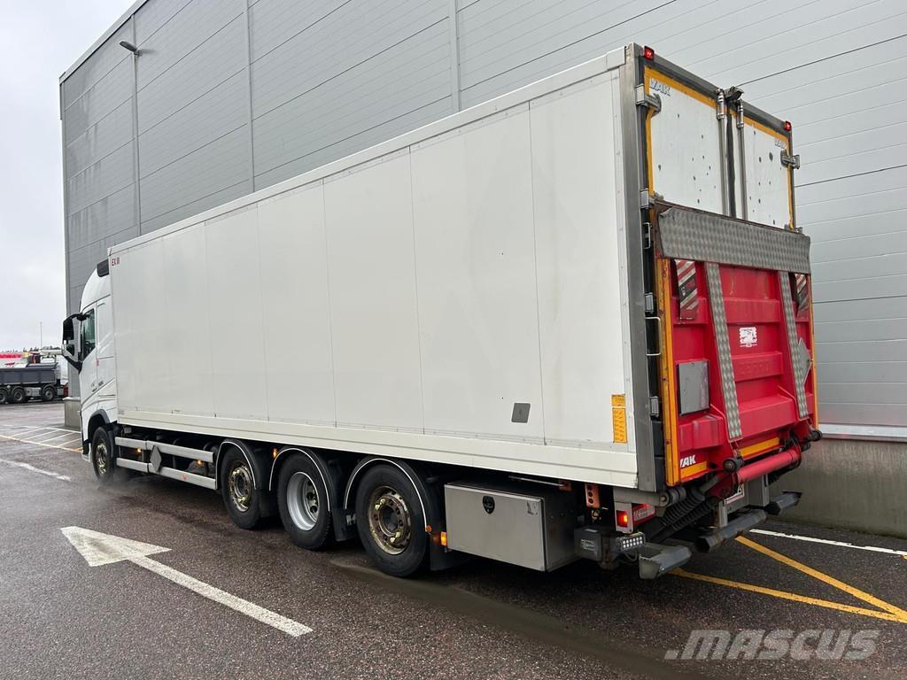 Volvo FH Skriňová nadstavba