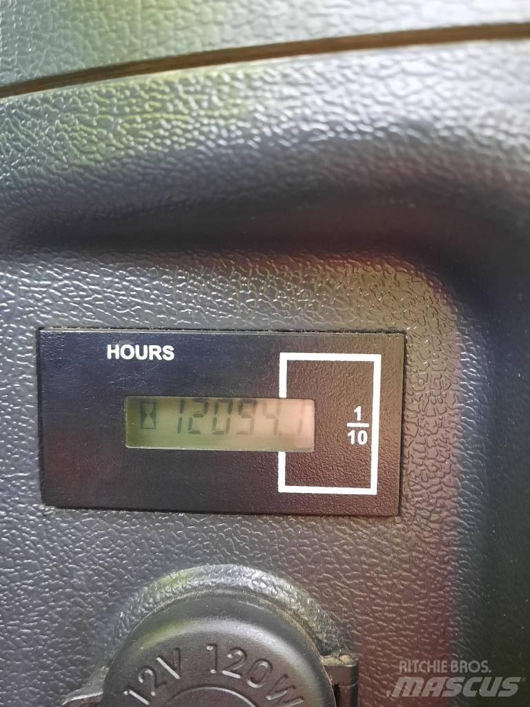 Hyundai HL 980 Kolesové nakladače