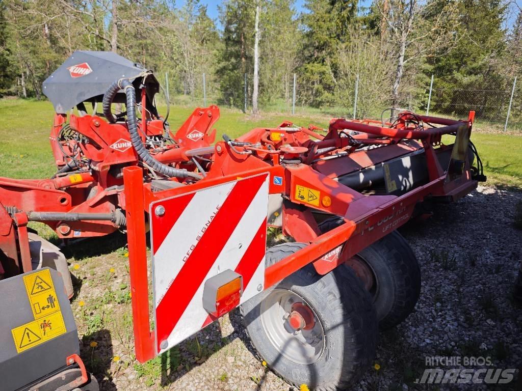 Kuhn FC 883 + FC 313 Žacie stroje