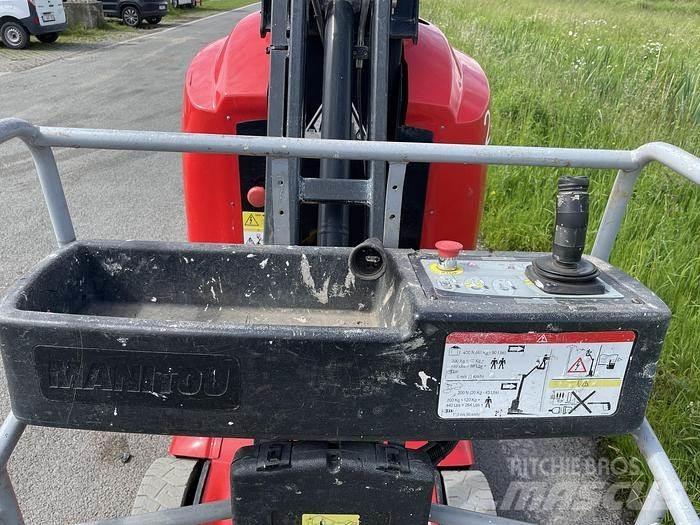 Manitou 100VJR Nožnicové zdvíhacie plošiny