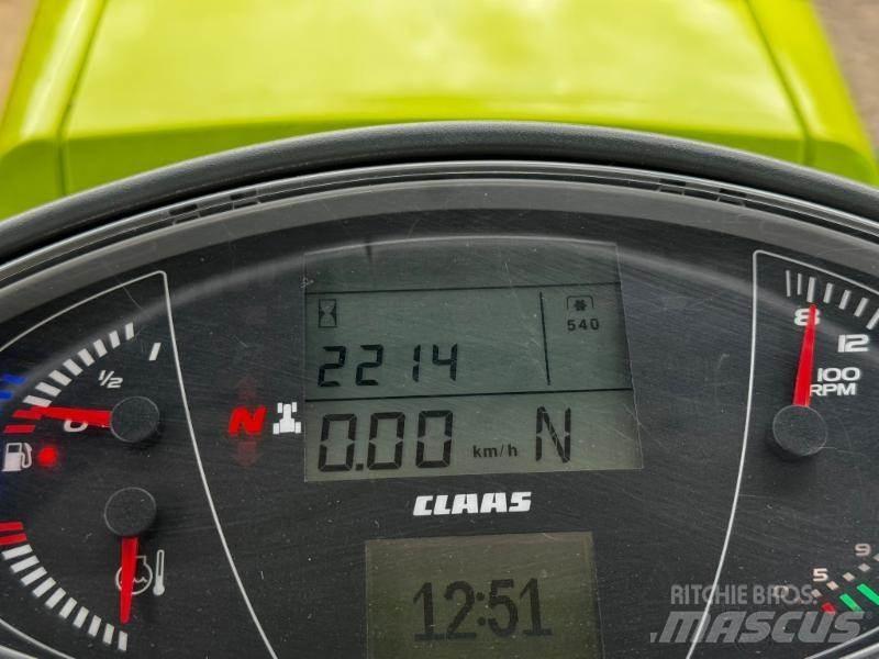 CLAAS AXION 870 Traktory