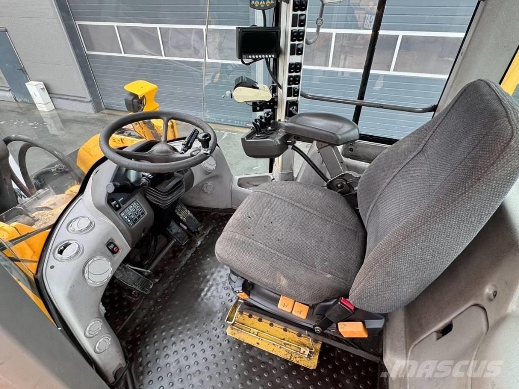 Volvo L 180 G Kolesové nakladače