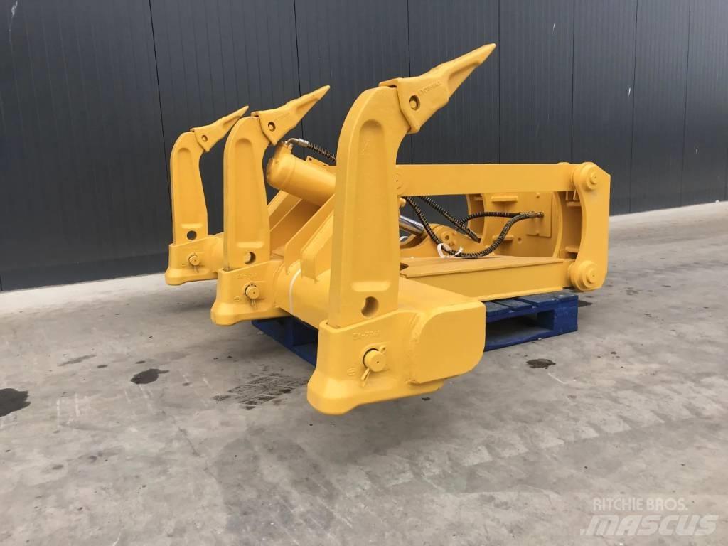 Komatsu D61 Rozrývače