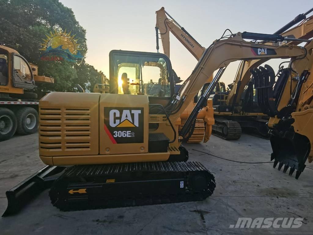 CAT 306E2 Pásové rýpadlá