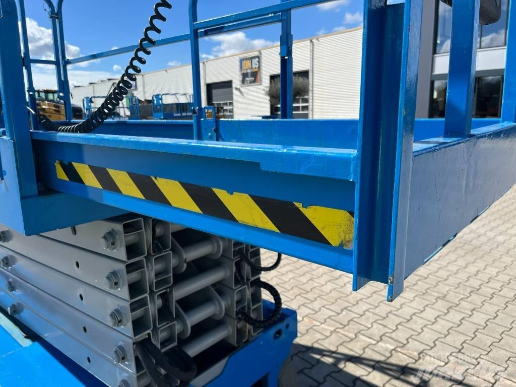 Genie GS 4047 Nožnicové zdvíhacie plošiny