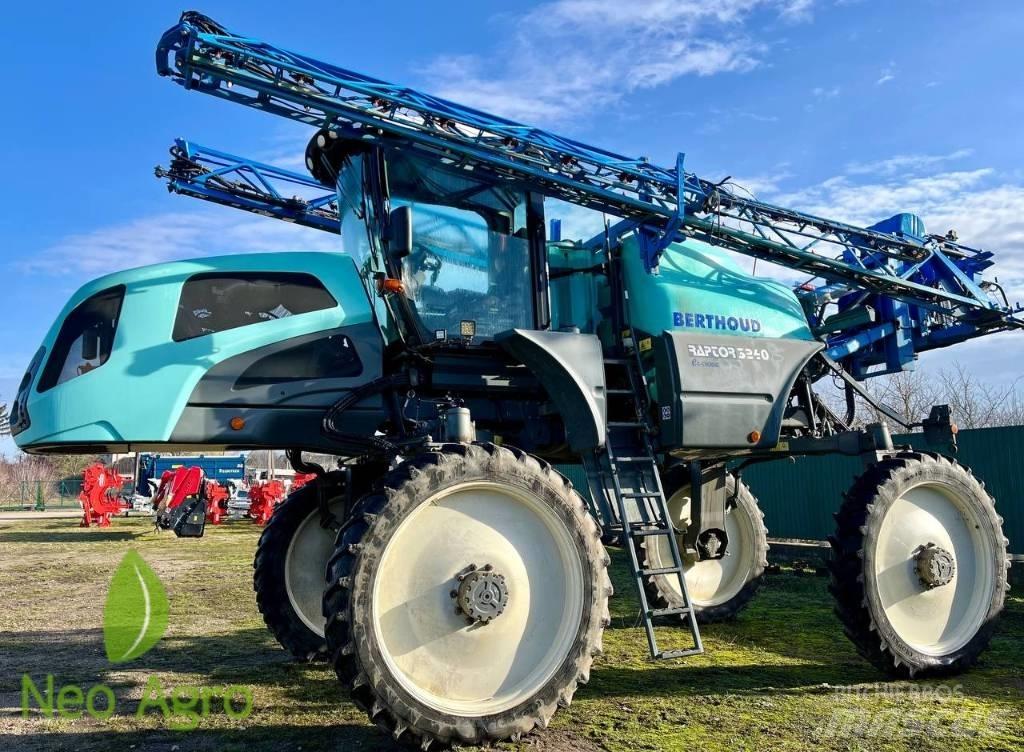 Berthoud Raptor 3240 Samohybné postrekovače