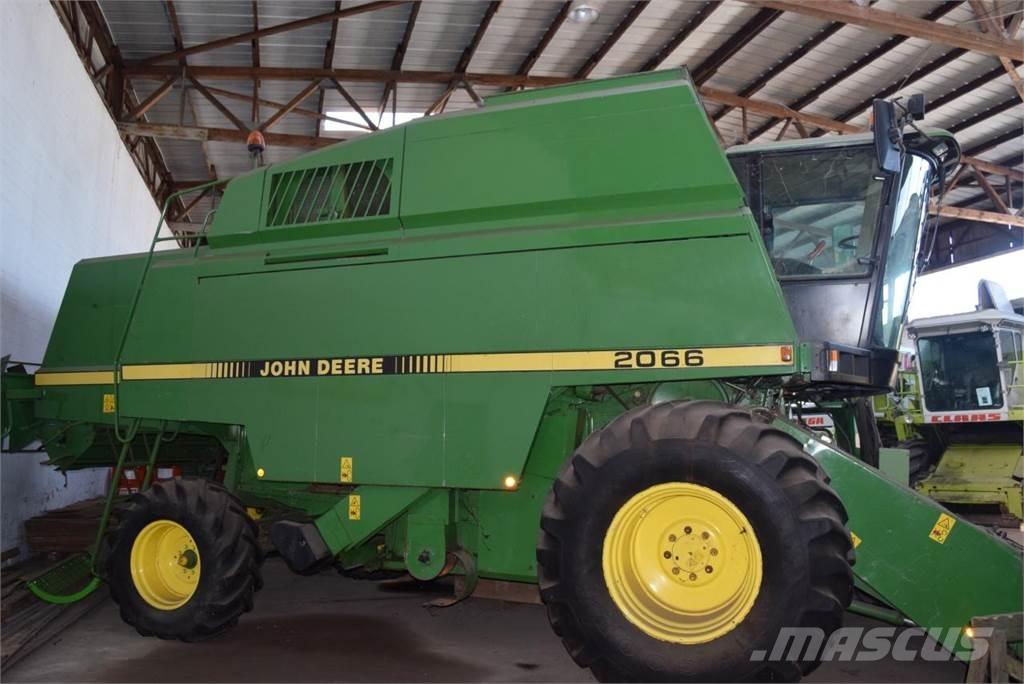 John Deere 2066 Kombinované zberacie stroje