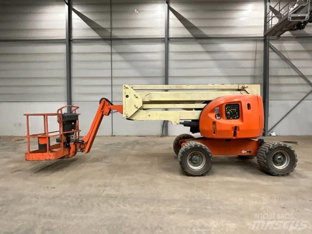 JLG 450 AJ Kĺbové plošiny