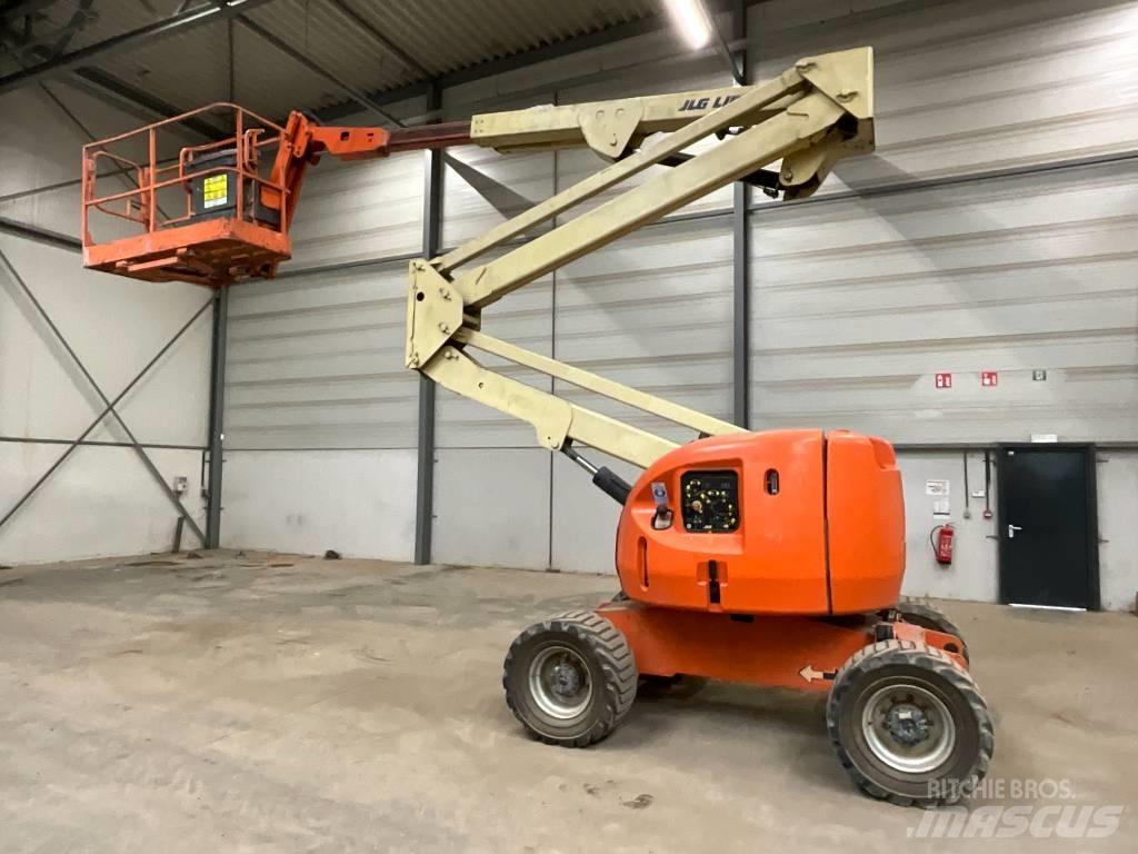 JLG 450 AJ Kĺbové plošiny
